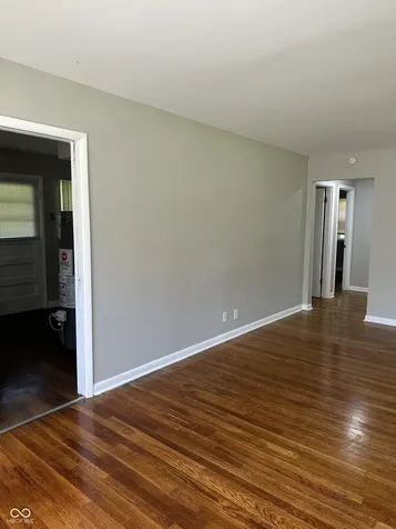 2107 W Coil Street Indianapolis IN 46260