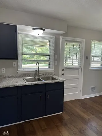 2107 W Coil Street Indianapolis IN 46260