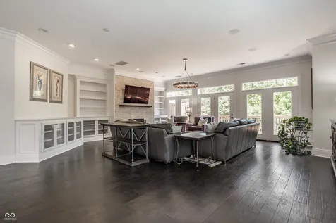 121 Wakefield Way Zionsville IN 46077