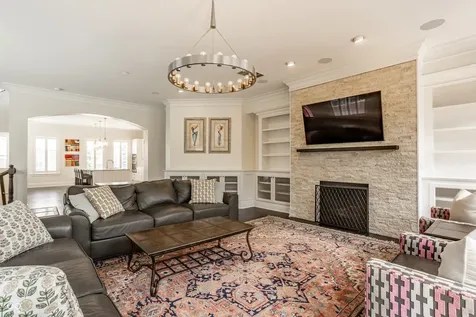 121 Wakefield Way Zionsville IN 46077