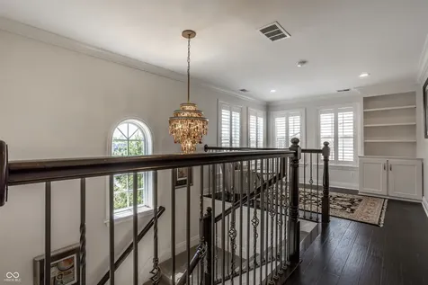 121 Wakefield Way Zionsville IN 46077
