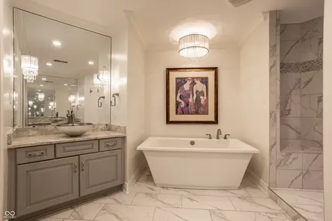121 Wakefield Way Zionsville IN 46077