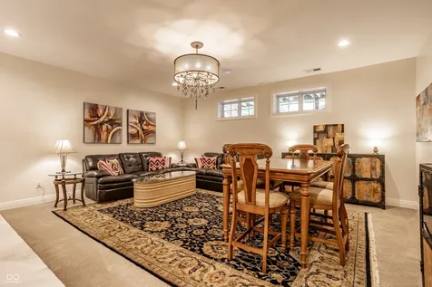 121 Wakefield Way Zionsville IN 46077