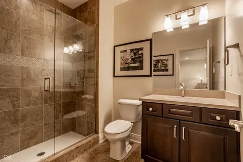 121 Wakefield Way Zionsville IN 46077