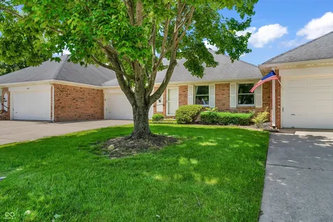 1432 Holiday Lane E Brownsburg IN 46112