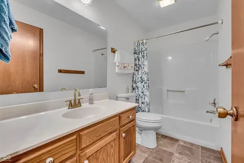1432 Holiday Lane E Brownsburg IN 46112