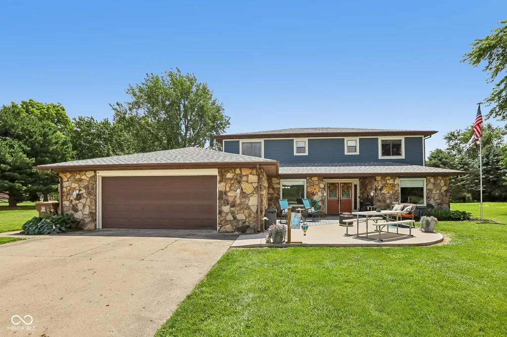 149 E County Road 180 N Frankfort IN 46041