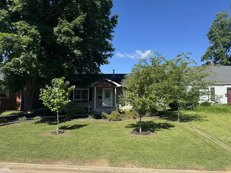 2216 Newton Street Columbus IN 47201