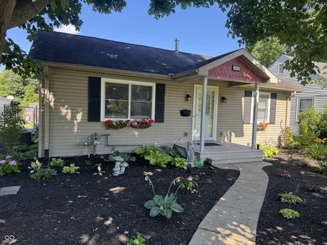 2216 Newton Street Columbus IN 47201