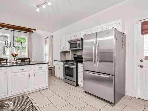 608 E 9th Street Indianapolis IN 46202