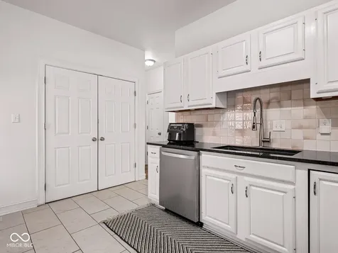 608 E 9th Street Indianapolis IN 46202