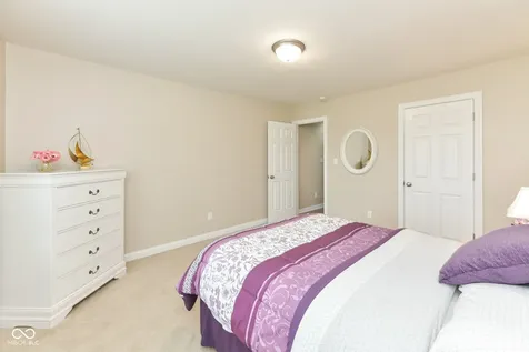 4980 W Cedar Creek Place New Palestine IN 46163
