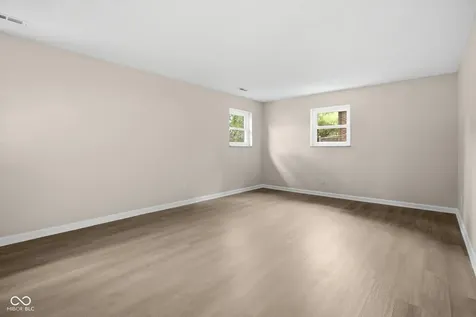 8006 Ridgegate East Drive Indianapolis IN 46268