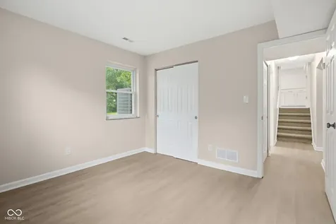 8006 Ridgegate East Drive Indianapolis IN 46268