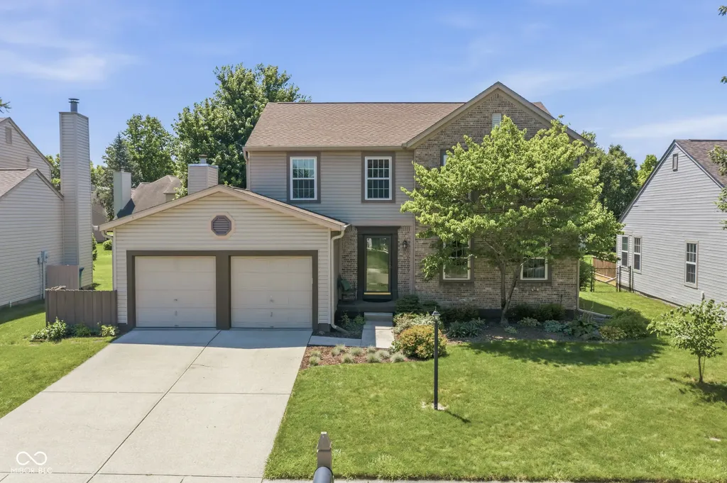 8897 Tanner Drive Fishers IN 46038