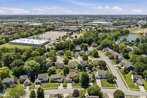 8897 Tanner Drive Fishers IN 46038