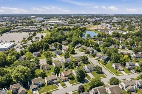 8897 Tanner Drive Fishers IN 46038