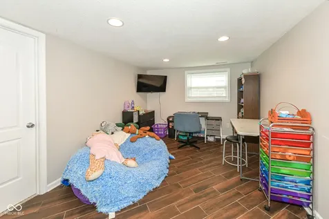 3983 Pineview Lane Greenwood IN 46142