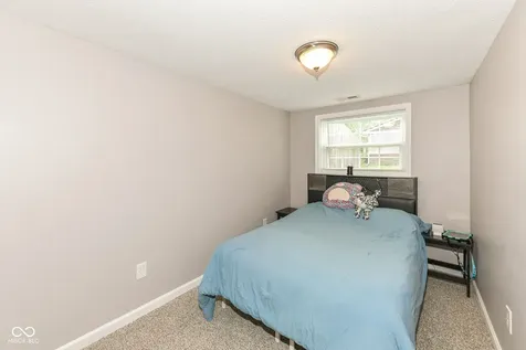 3983 Pineview Lane Greenwood IN 46142
