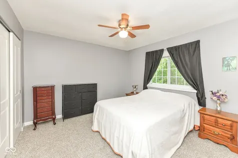 3983 Pineview Lane Greenwood IN 46142