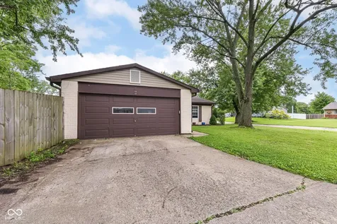 3983 Pineview Lane Greenwood IN 46142