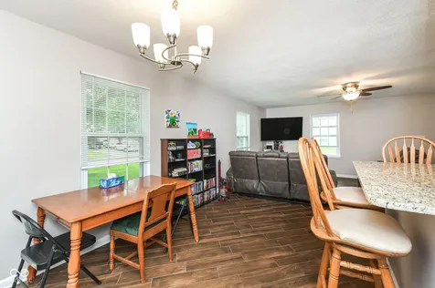 3983 Pineview Lane Greenwood IN 46142