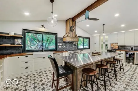 680 Robin Lane Greenfield IN 46140