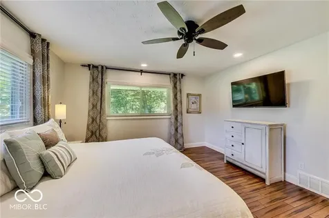680 Robin Lane Greenfield IN 46140