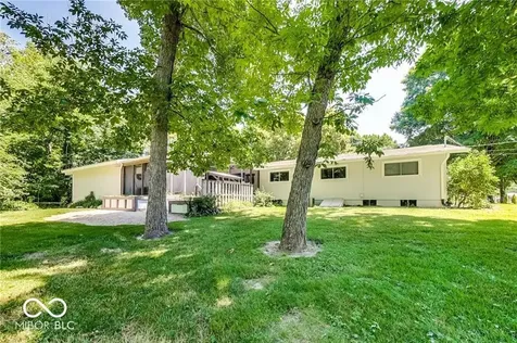 680 Robin Lane Greenfield IN 46140