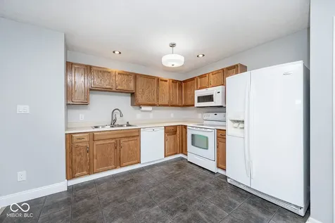 6730 Smithfield Boulevard Indianapolis IN 46237