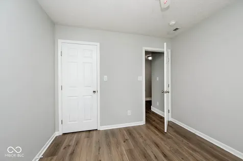 6730 Smithfield Boulevard Indianapolis IN 46237