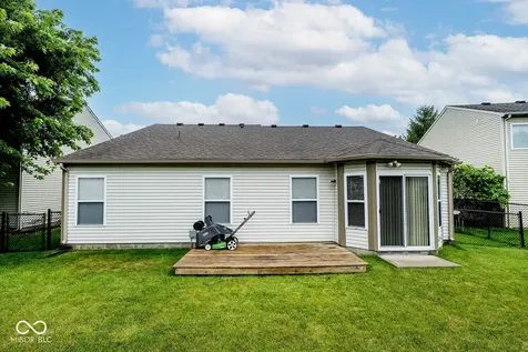 6730 Smithfield Boulevard Indianapolis IN 46237