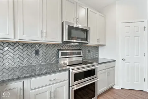 9802 Violet Circle Indianapolis IN 46239