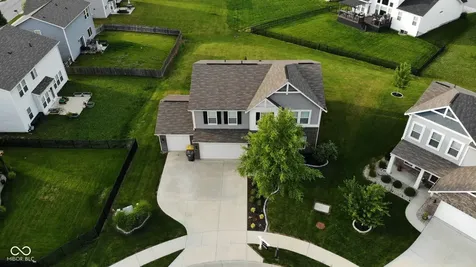 9802 Violet Circle Indianapolis IN 46239