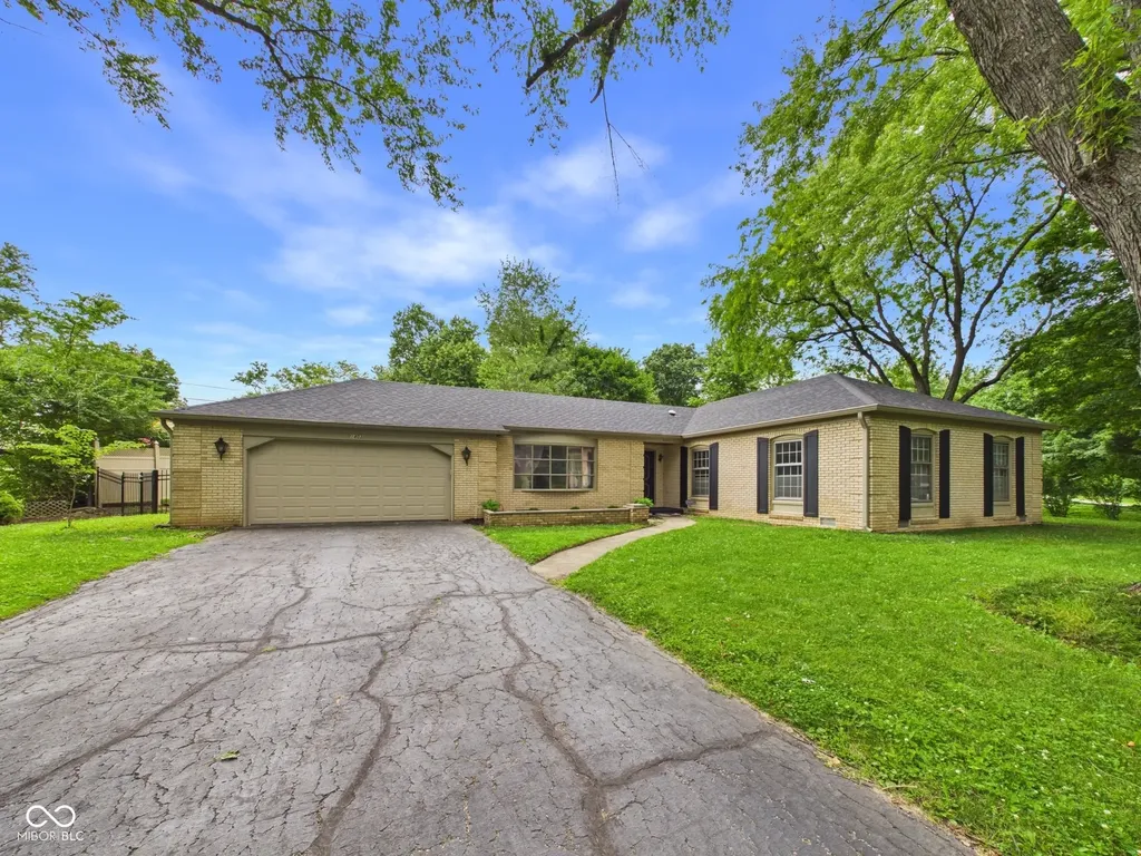 1403 Cottonwood Drive Anderson IN 46012