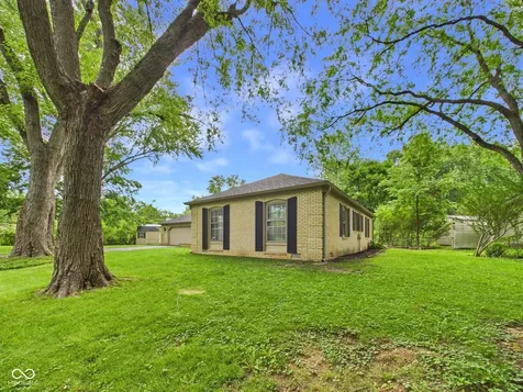 1403 Cottonwood Drive Anderson IN 46012