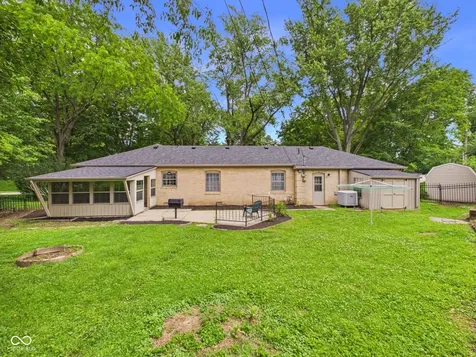 1403 Cottonwood Drive Anderson IN 46012