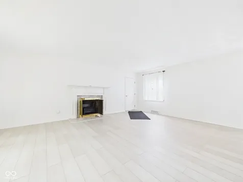 1403 Cottonwood Drive Anderson IN 46012