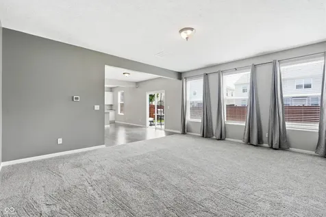 5773 Blue Sky Drive Whitestown IN 46075