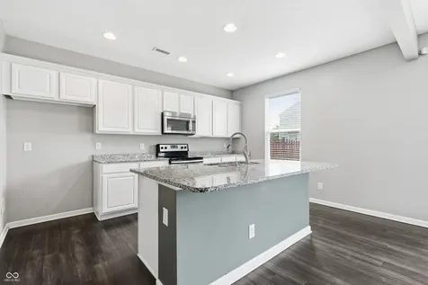 5773 Blue Sky Drive Whitestown IN 46075