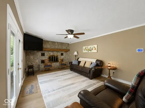 6 U Drive Cloverdale IN 46120
