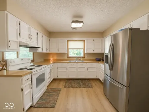 6 U Drive Cloverdale IN 46120