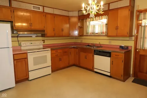 324 Hillcrest Avenue Batesville IN 47006