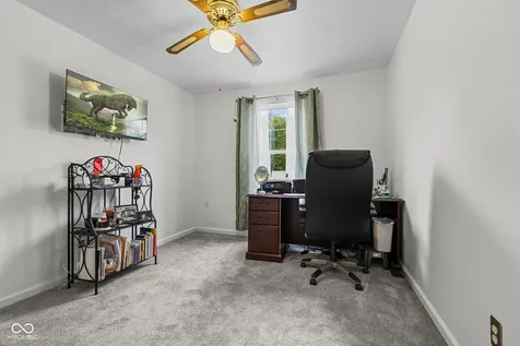 7814 Connie Drive Indianapolis IN 46237