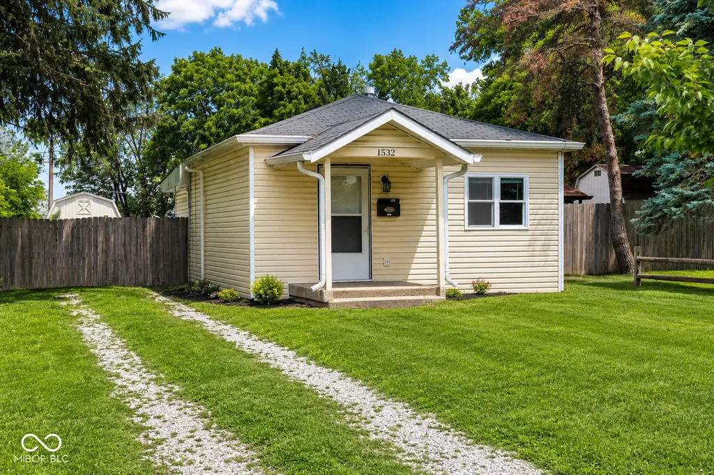 1532 E Legrande Avenue Indianapolis IN 46203