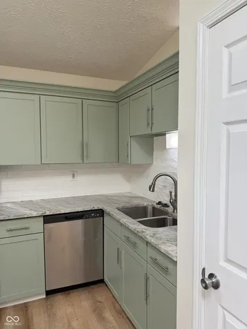 6436 Perry Pines Court Indianapolis IN 46237