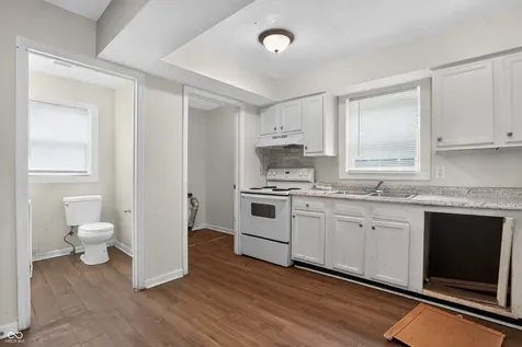 4122 Elmhurst Drive Indianapolis IN 46226