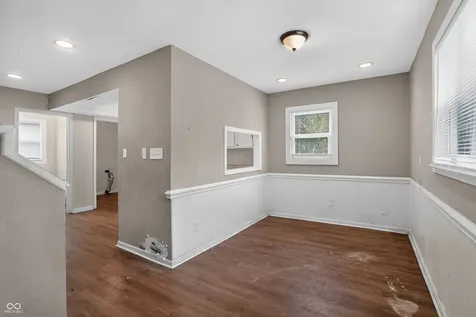 4122 Elmhurst Drive Indianapolis IN 46226