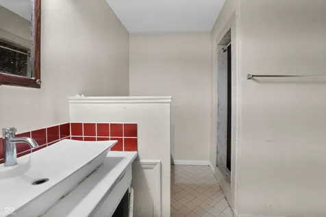 4122 Elmhurst Drive Indianapolis IN 46226