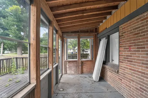 4122 Elmhurst Drive Indianapolis IN 46226